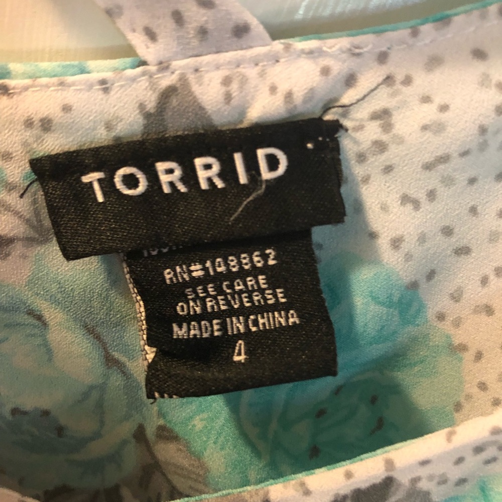 Torrid White/Teal Chiffon Top